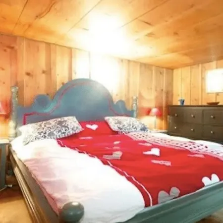 Heidi Chalet Rossinière