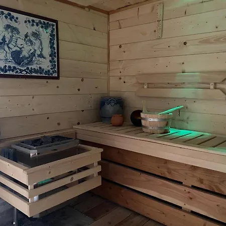 海蒂小木屋 木屋 *